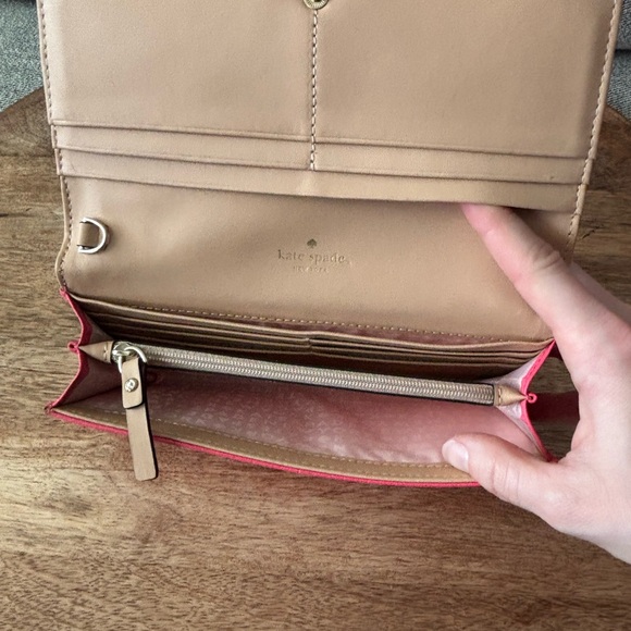 Kate Spade Coral Floral Purse and Wallet Set - Picture 4 of 4